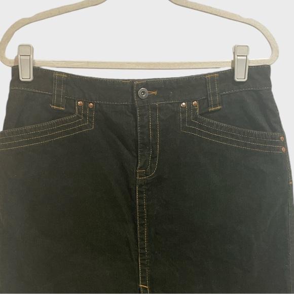 VTG! Tommy Hilfiger Brown Corduroy Skirt Size 10 - Picture 4 of 9